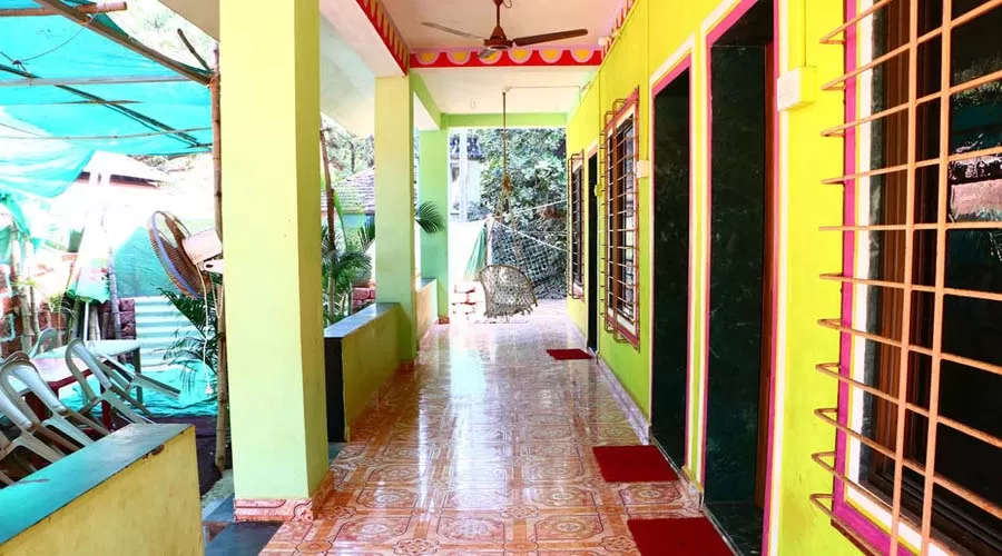 Mahapurush Nyahari Niwas in tarkarli at hotelinkonkan.com