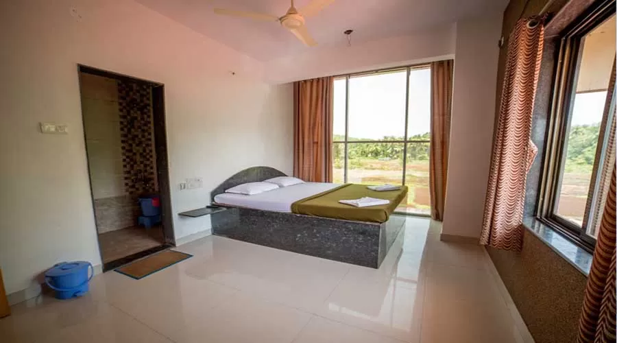 Hotel Ekdant in ganpatipule at hotelinkonkan.com