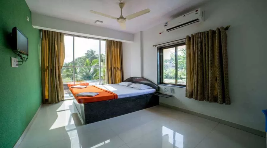 Hotel Ekdant in ganpatipule at hotelinkonkan.com