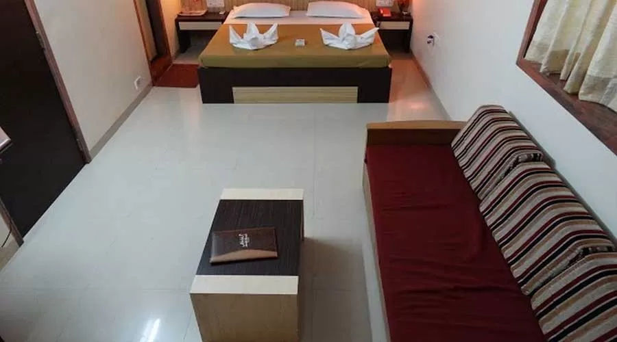 Abhishek Bech Resort in ganapatipule luxury hotels in ganapatipule hotelsinkonkan.in