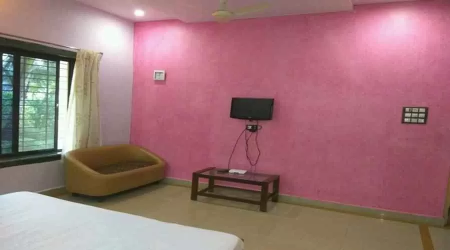 Laxmi Chayaa in shrivardhan at hotelinkonkan.com