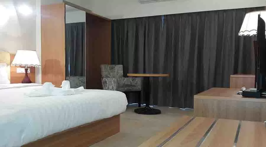 Hotel Reemz in chiplun at hotelinkonkan.com