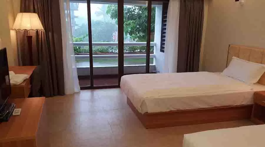Hotel Reemz in chiplun at hotelinkonkan.com