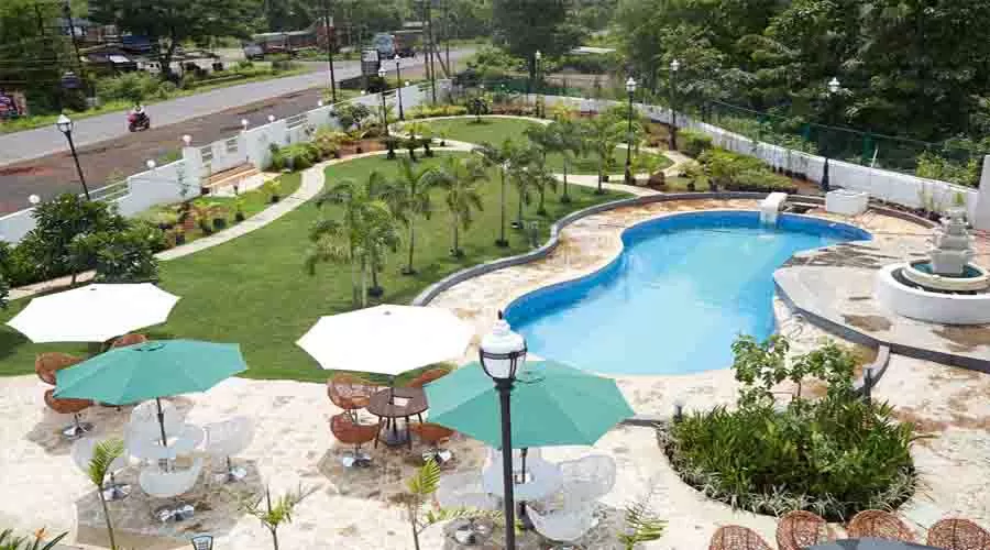 Hotel Reemz in chiplun at hotelinkonkan.com