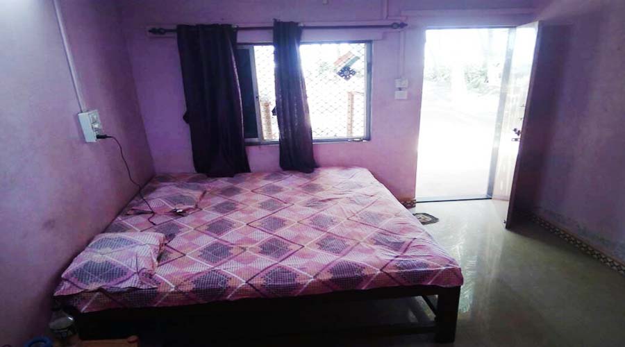 Non ac room in ladghar 