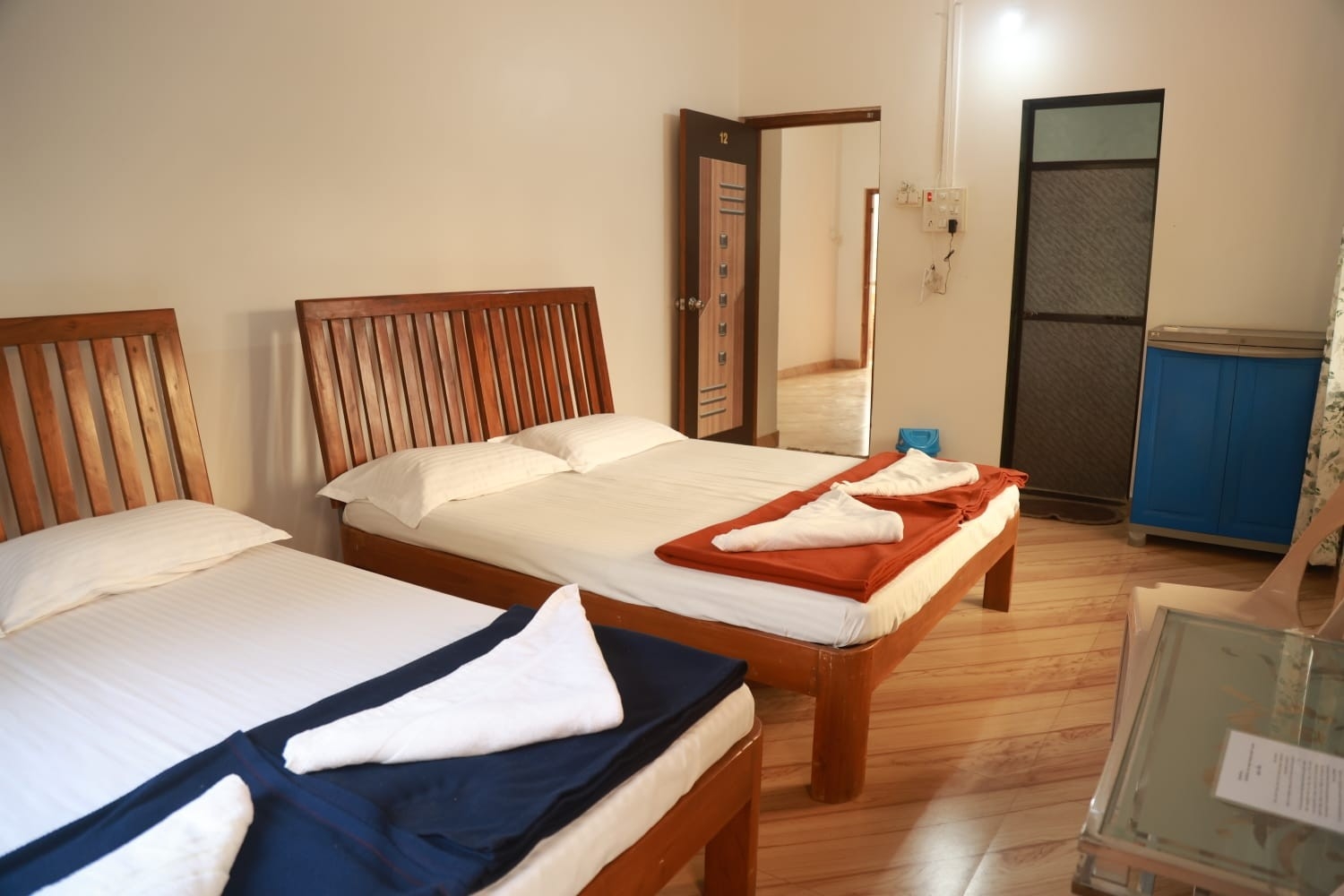 Non Ac Room in akshi