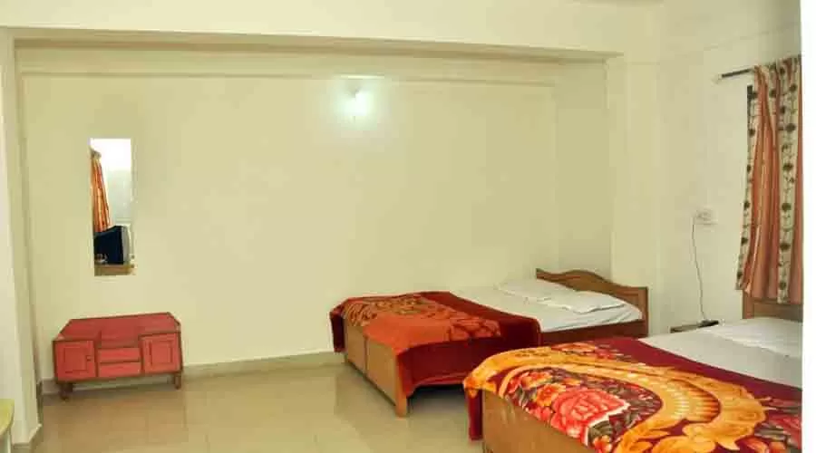 Hotel Girija Resort in panchgani at hotelinkonkan.com