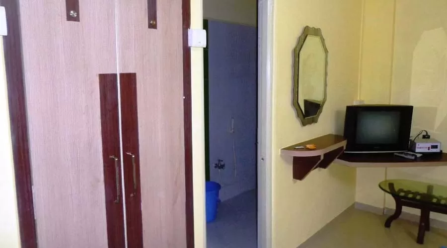 list of famouse hotels in diveagar  Maitreya Beach Resort  in diveagar hotelsinkonkan.in