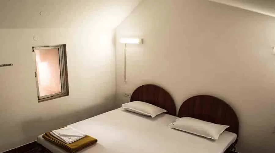 Leisure Line in panchgani at hotelinkonkan.com