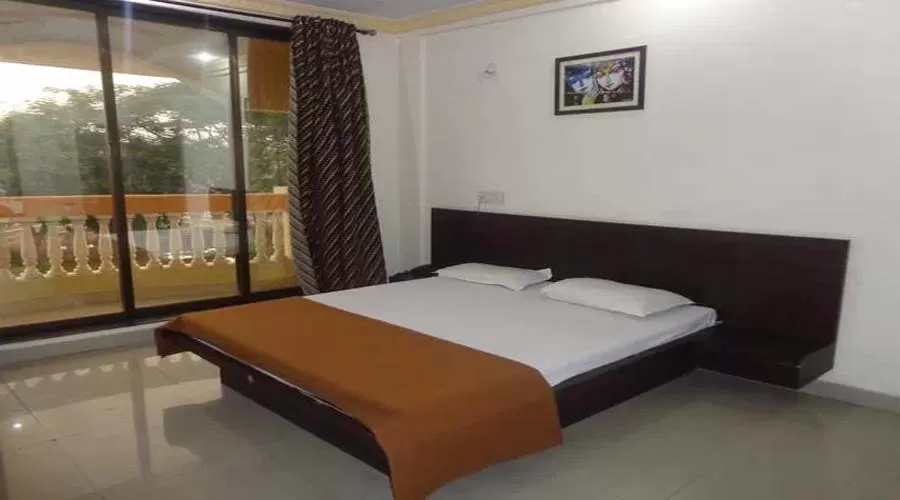 Hotel Om Palace in lonavala at hotelinkonkan.com