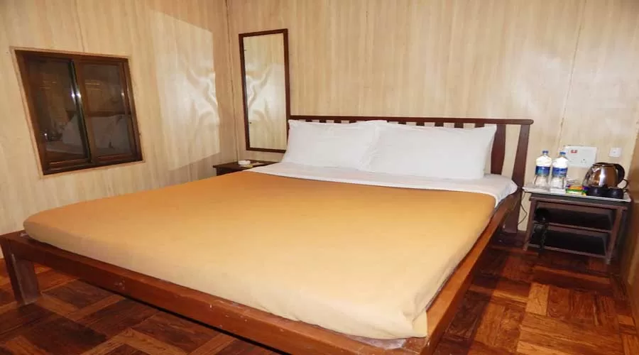 Westend Hotel in matheran at hotelinkonkan.com