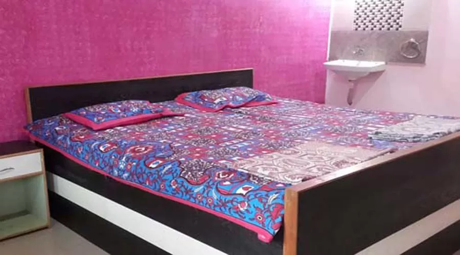 Shri Residency in shrivardhan at hotelinkonkan.com