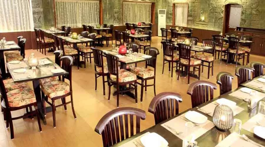 Hotel Hilltop in panhala at hotelinkonkan.com