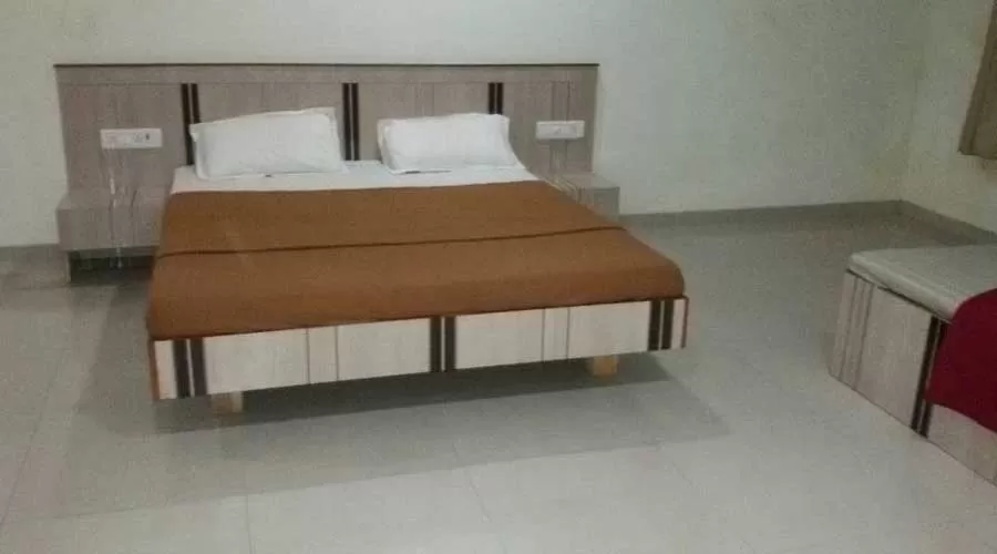 Samudra Gaaj in anjarle at hotelinkonkan.com