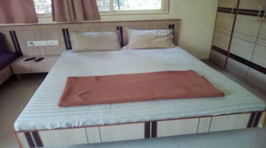 Samudra Gaaj in anjarle at hotelinkonkan.com