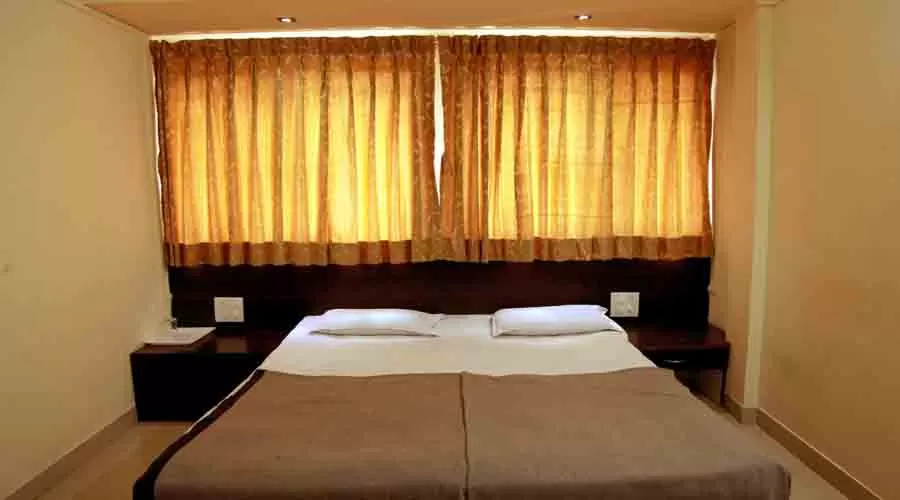 Hotel Shreeman in kaas pathar at hotelinkonkan.com