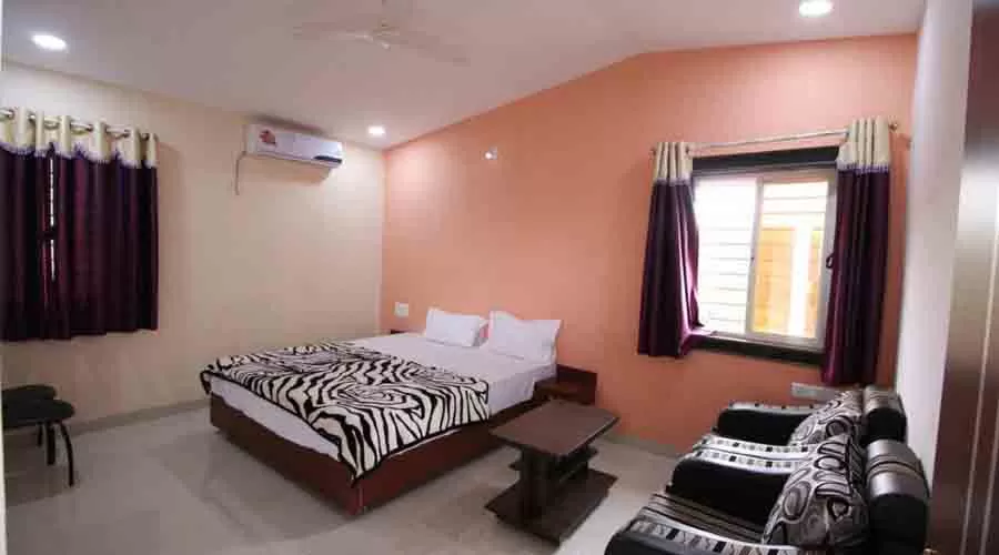 Nature Plateau Paradise in kaas pathar at hotelinkonkan.com