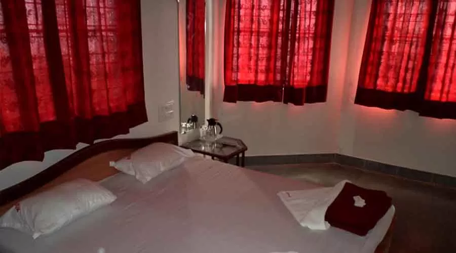 Niwant Hill Resort in kaas pathar at hotelinkonkan.com