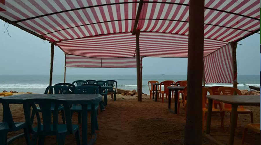 Siddhivinayak Beach Resort in devbaug at hotelinkonkan.com