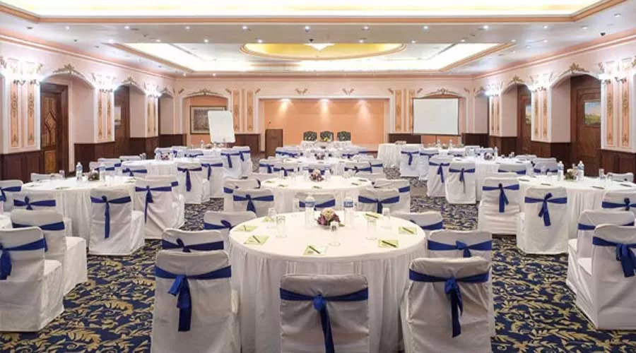 Hotel Shree in narsobawadi at hotelinkonkan.com