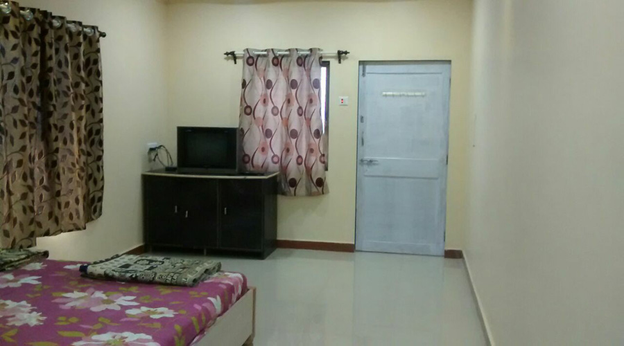Non ac room in Kashid