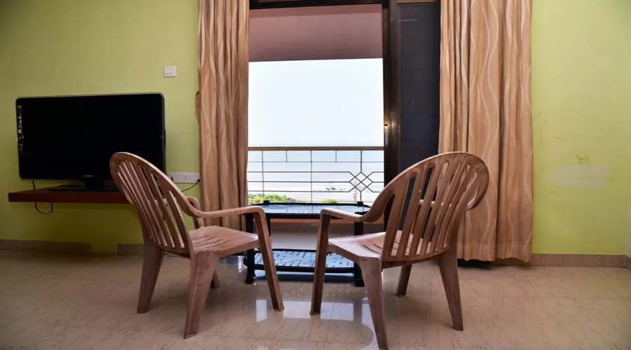 Whistling Palms Resort in karde at hotelinkonkan.com
