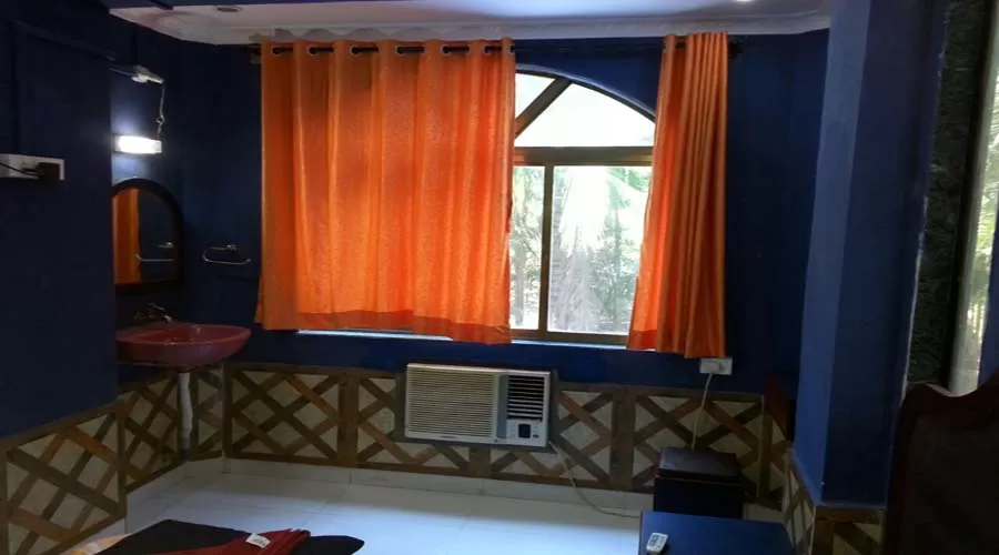 Anusaya Residency at akshi on www.hotelinkonkan.com