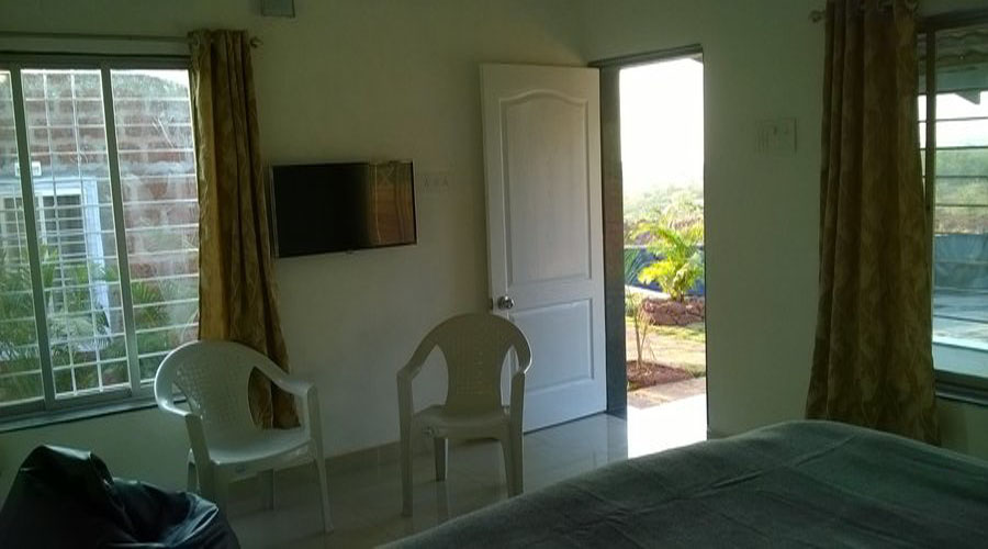 non ac room in pawas