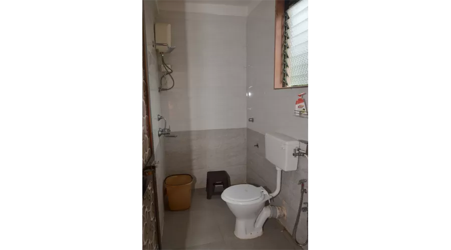 Hotel Sea Land ladghar