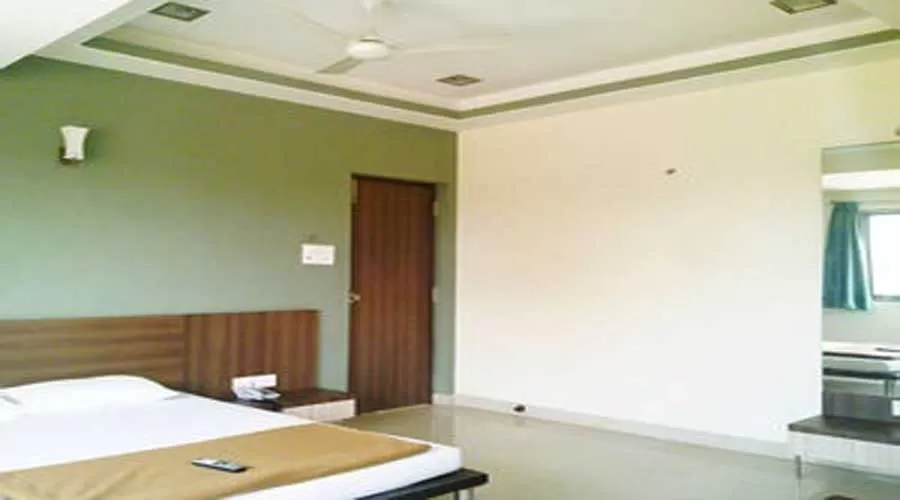 Hotel Samudra City in alibaug at hotelinkonkan.com