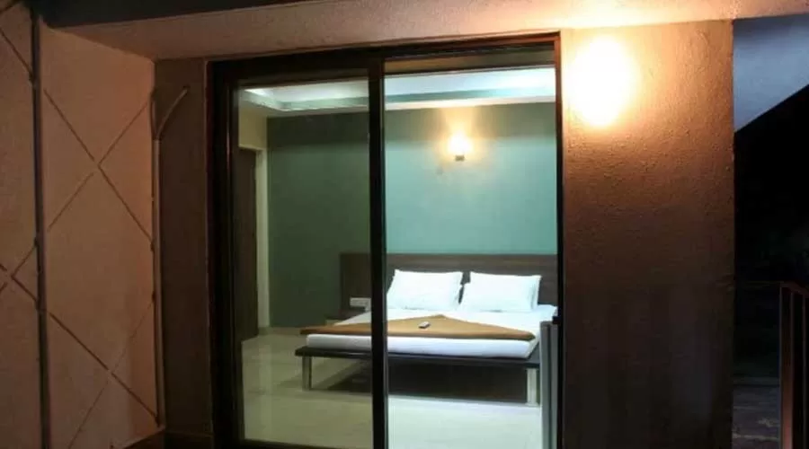 Hotel Samudra City in alibaug at hotelinkonkan.com