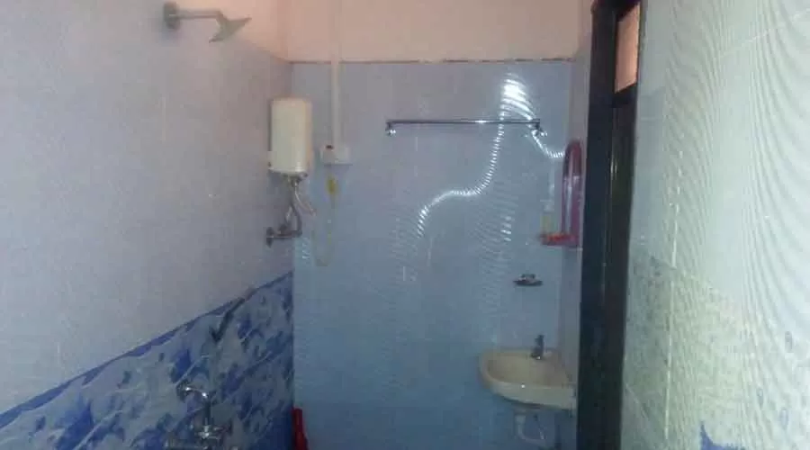 Omkar Sai Niwas  & Annapurna Bhojanalay in ganpatipule