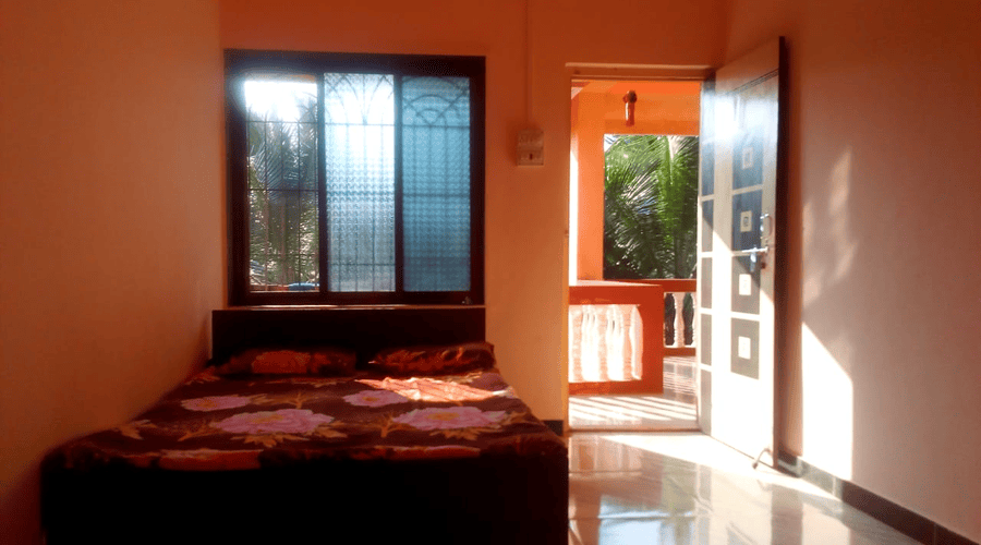 Omkar Sai Niwas in ganpatipule at hotelinkonkan.com