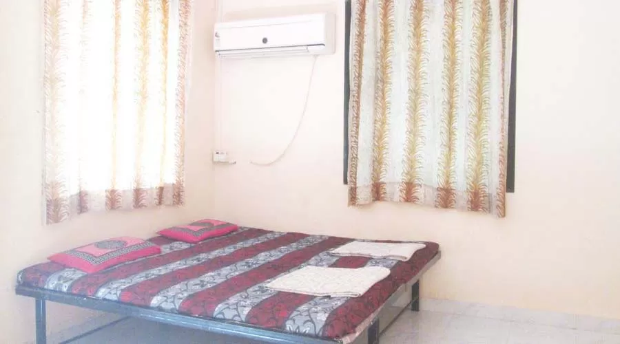Ac room Dolphin Resort diveagar economy cottage hotelsinkonkan.in