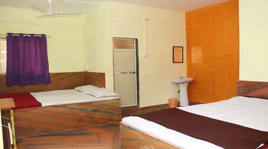 Hotel Red Rose in murud janjira at hotelinkonkan.com