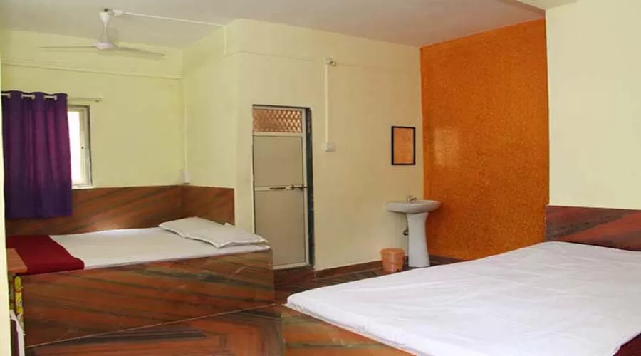 Hotel Red Rose in murud janjira at hotelinkonkan.com