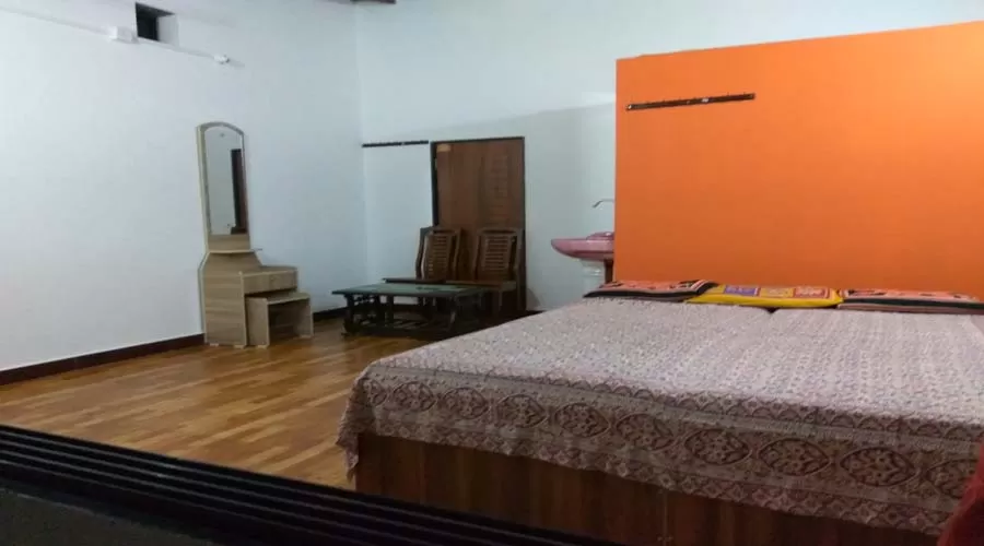 non ac room near malvan beach