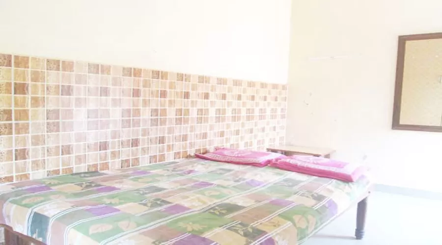 Pravasi Guest House diveagar at hotelinkonkan.com