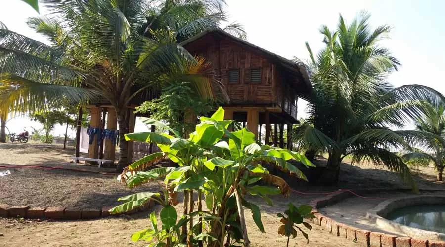 Mangetsu Farm in alibaug at hotelinkonkan.com