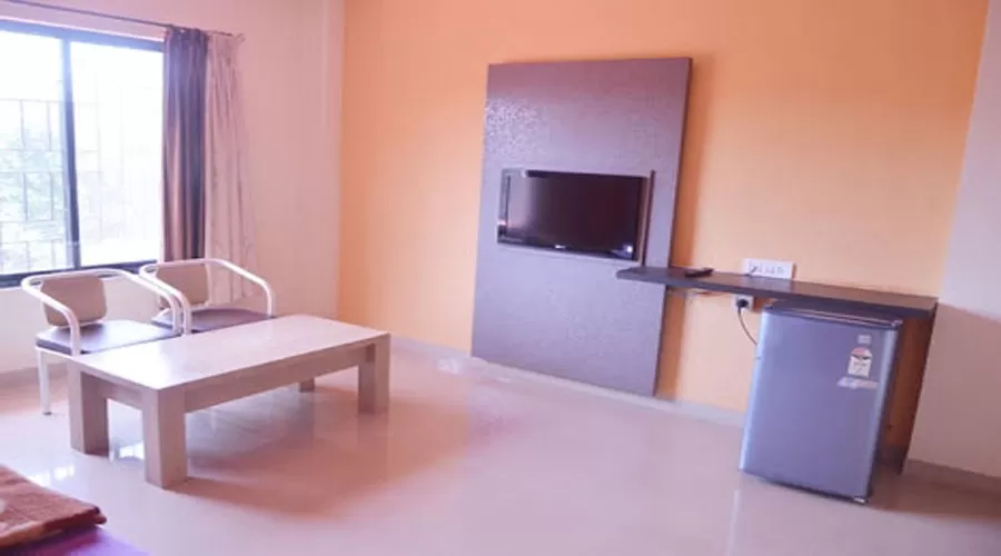 Hotel New Pathik in dapoli at hotelinkonkan.com