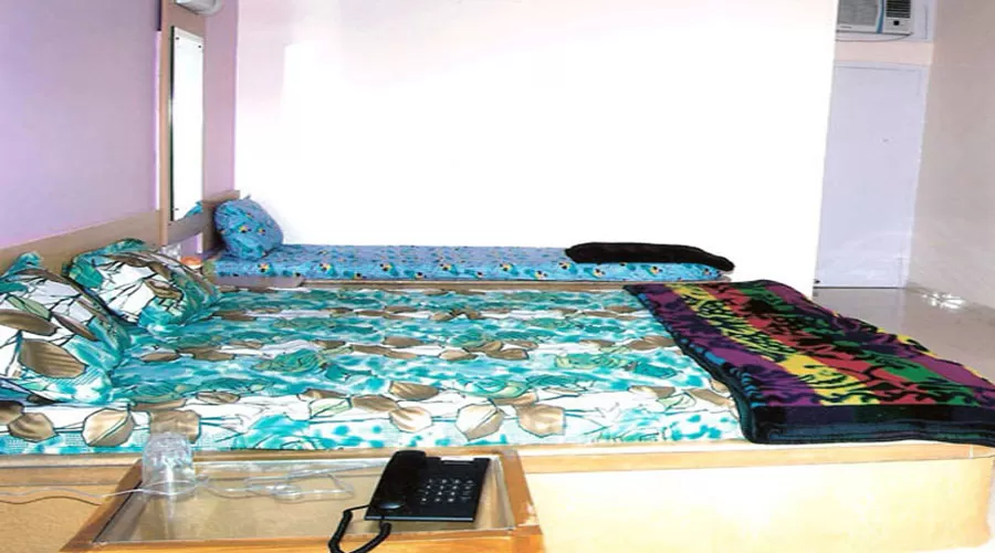 Ac room in narsobachiwadi