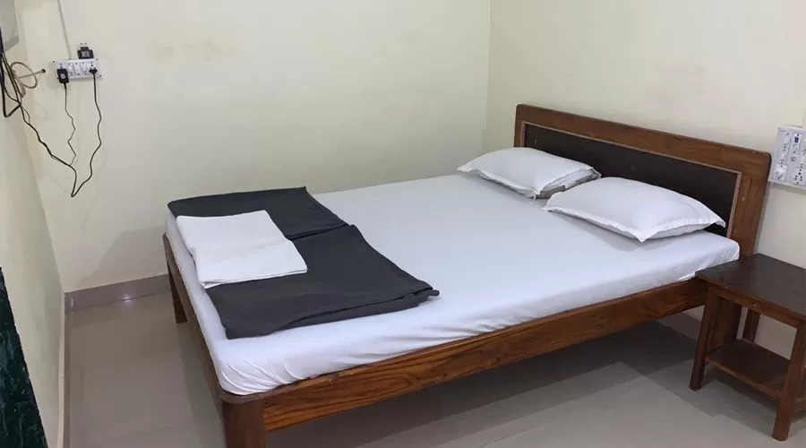 Anandi Niwas ladghar