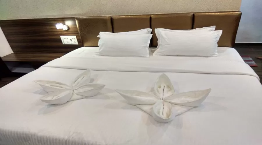 Shree Ganeshkrupa Deluxe at ganpatipule at hotelinkonkan.com