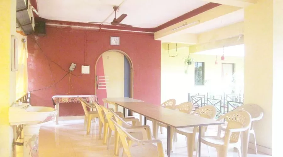 Naughty Waves Beach Resort hotelsinkonkan.in