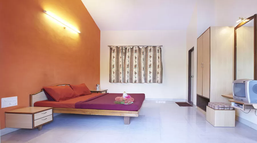 non ac room in pratapgad
