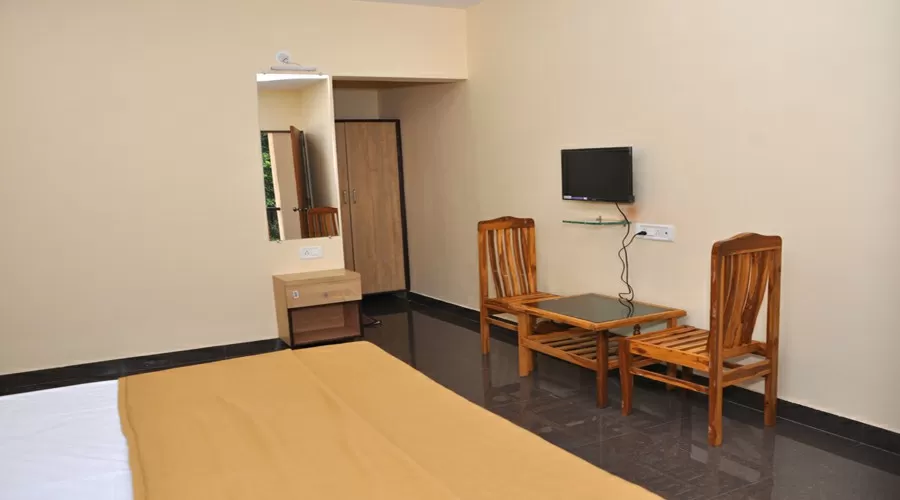 Non ac room n malvan