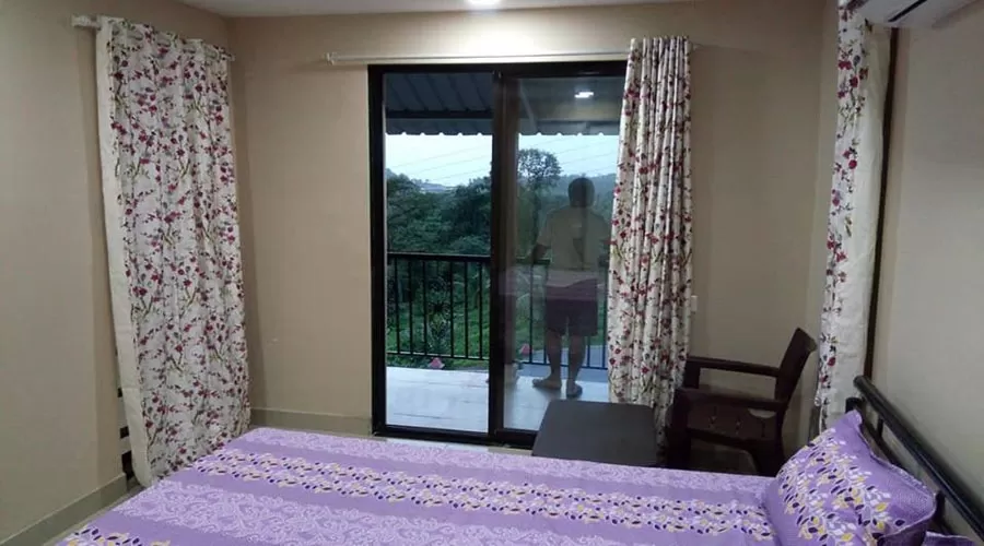 Deluxe room in dapoli