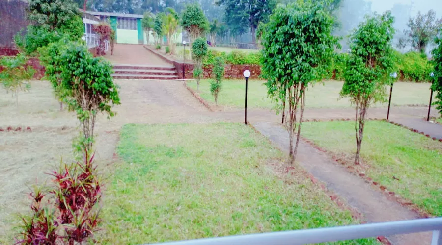 Shradha Saburi Resort amba