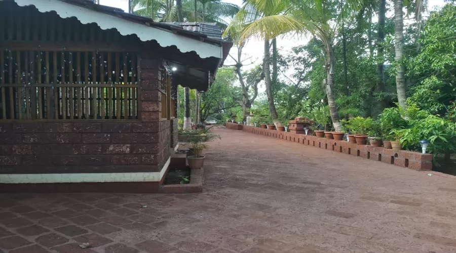 Madhur Smriti harnai