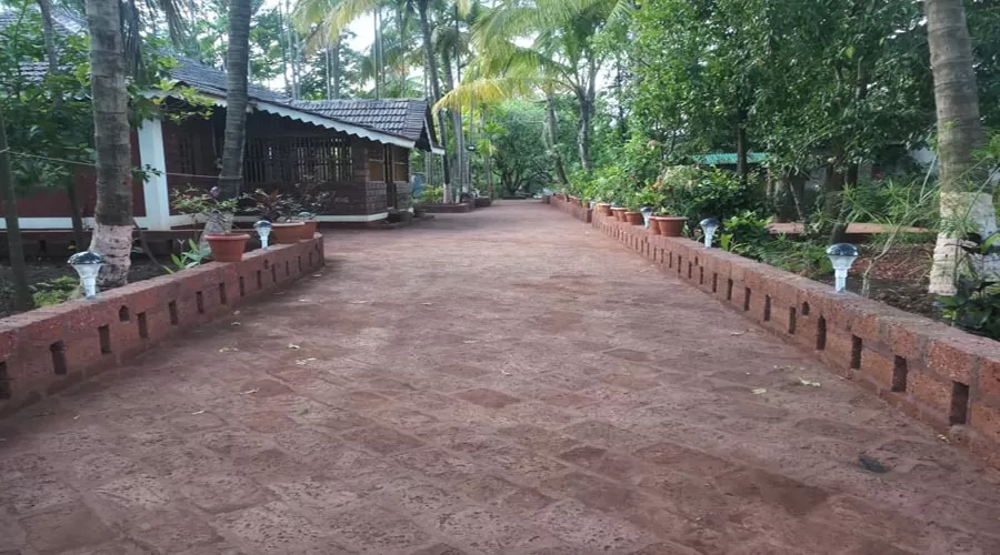 Madhur Smriti harnai